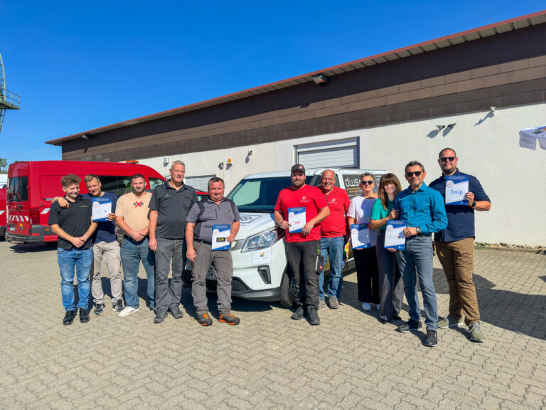 Offizielle Inbetriebnahme des Sponsoring-Dienstfahrzeugs der Stadtwerke Hechingen